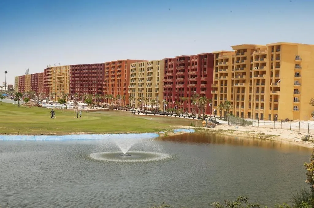 Sia Golf Bay Marina
